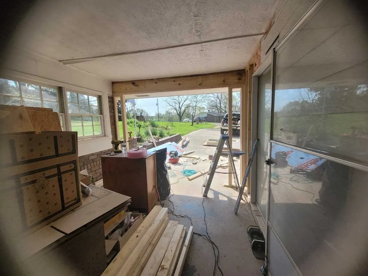 Air movers and dehumidifier for Water Mitigation Services in Caldwell